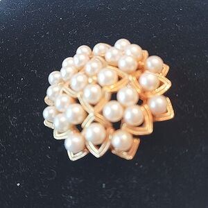 PEARL & Gold & Women's Gorgeous Flower Brooch